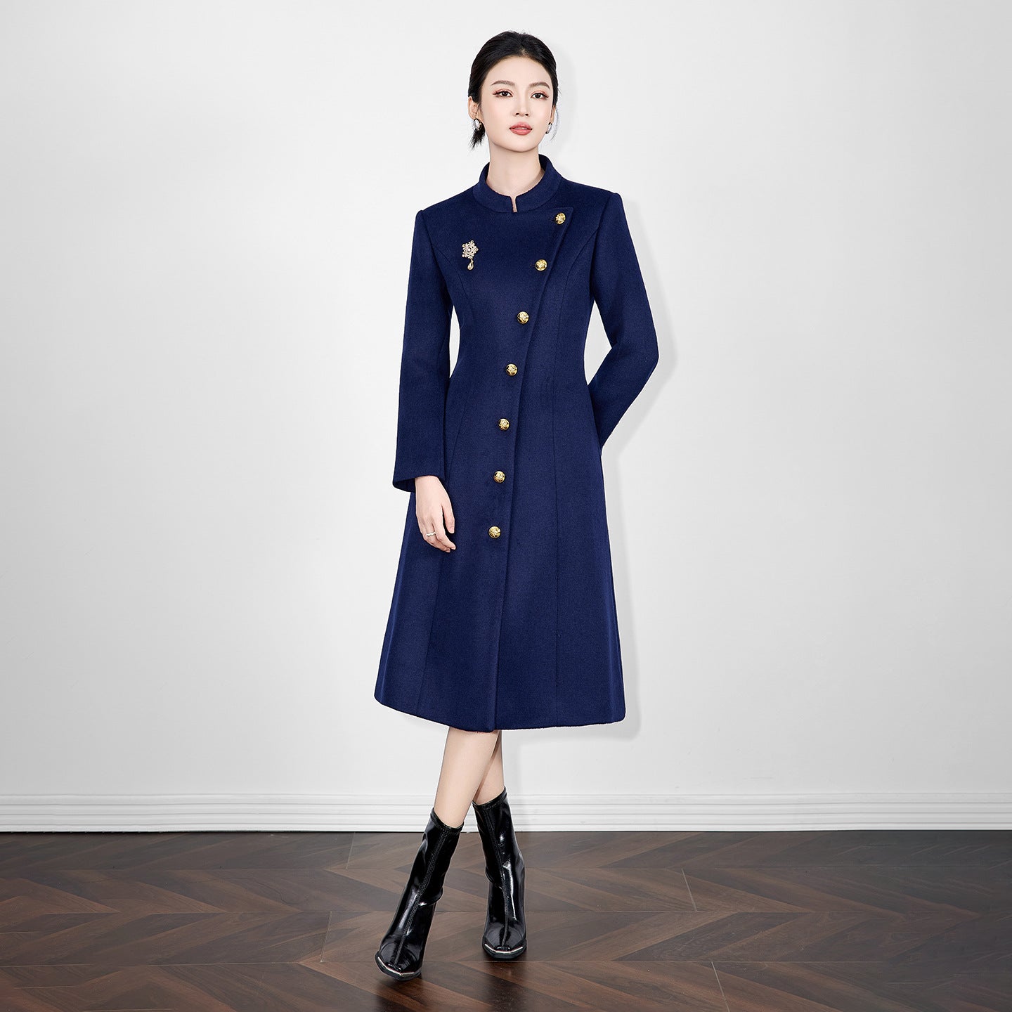 Long Woolen Coat for Railway Female Staff Uniform Workwear Passenger Service Crew round Neck Full Sleeve Solid Color
