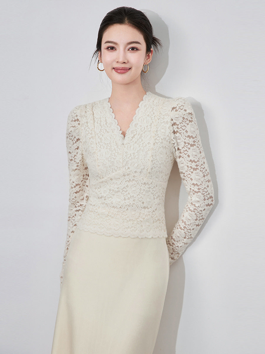 White Lace V-neck Long Sleeved T-shirt Blue Lace Top with Atmosphere for Women
