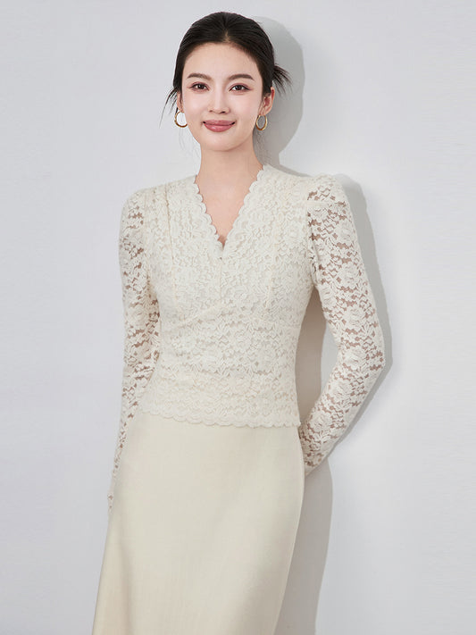White Lace V-neck Long Sleeved T-shirt Blue Lace Top with Atmosphere for Women