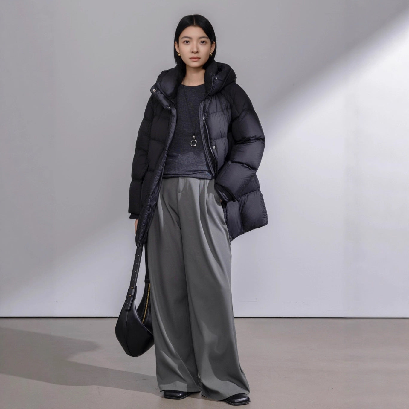 Women's Mid-Length down Jacket Duck Feather Thickened Winter Coat Stylish Commute Style Zipper Closure Long Sleeve Outerwear