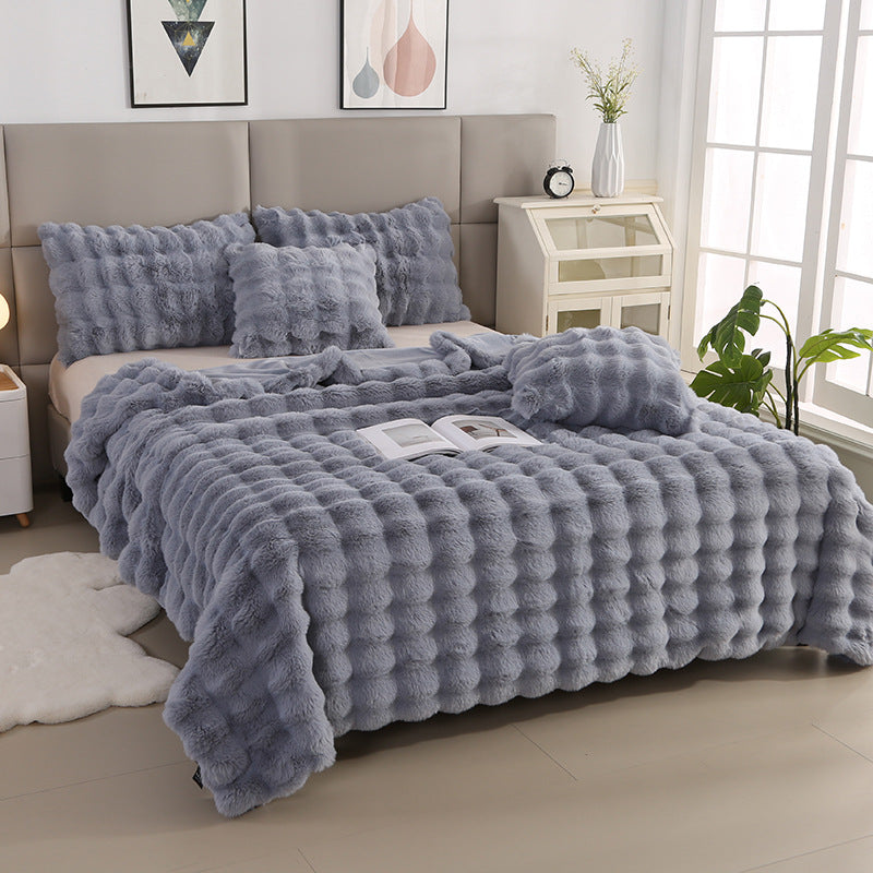 New Solid Color Imitation Rabbit Plush Milk Plush Thickened Thermal Leisure Home Blanket Office Nap Blanket, No Pillowcase.