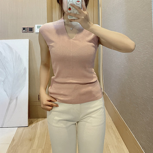 Black V-neck Short Sleeve Ice Silk Knitted T-shirt Slim Fit Summer New Style Sexy Top Shoulder Width Regular Women's Fashion