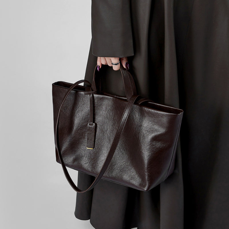Large Capacity Soft Cowhide Shoulder Bag