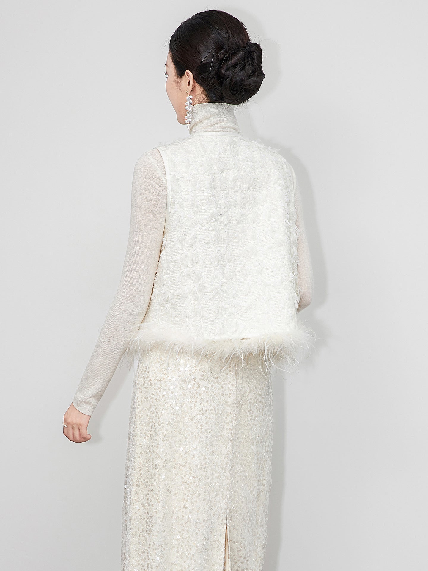 Elegant Fashion Vests Coats For Women Autumn Winter Sleeveless Jacket Short Coat Woolen Tweed Patchwork Feathers Woman Vest Slim
