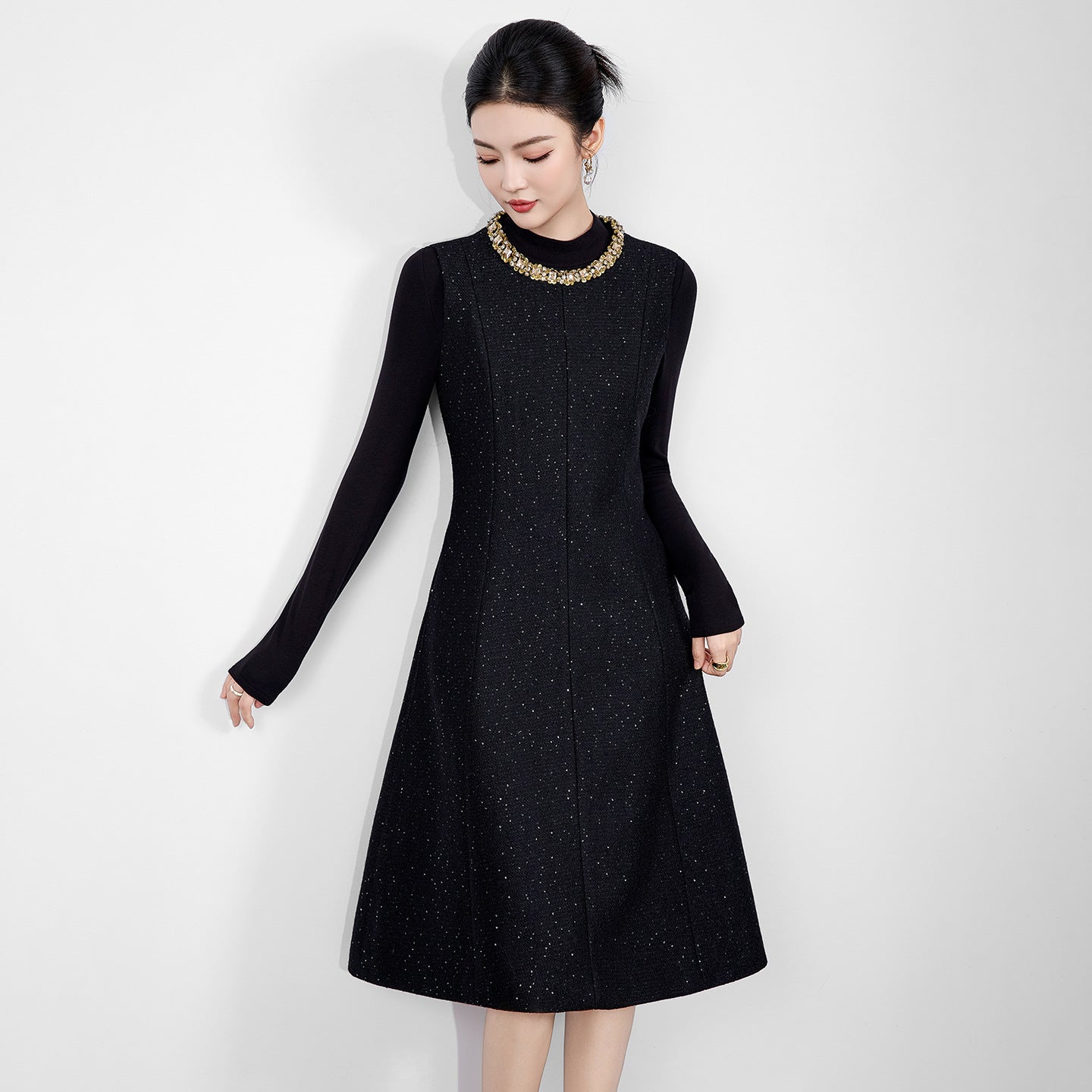 Fashionable Two-Piece Set Women's Spring Autumn Glitter Knit Top And Vest Skirt Set Polyester Long Sleeve Casual Style