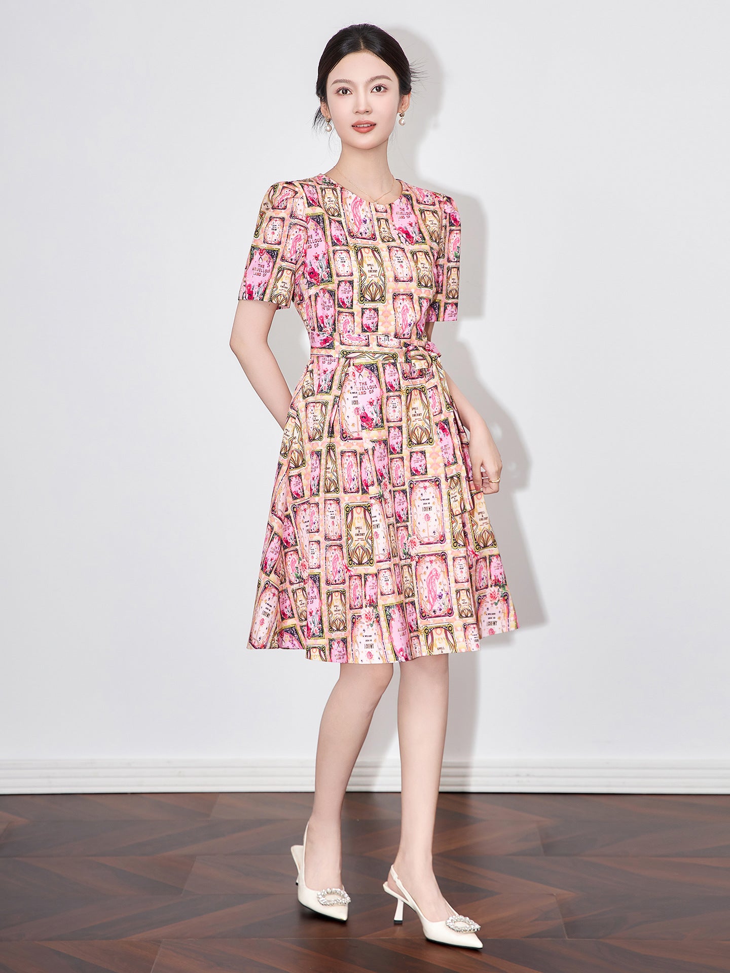 Elegant Korean Style Silk Dress Floral Print Mini Dress Empire Waist Short Sleeve High End Fashionable Long Silk Gown