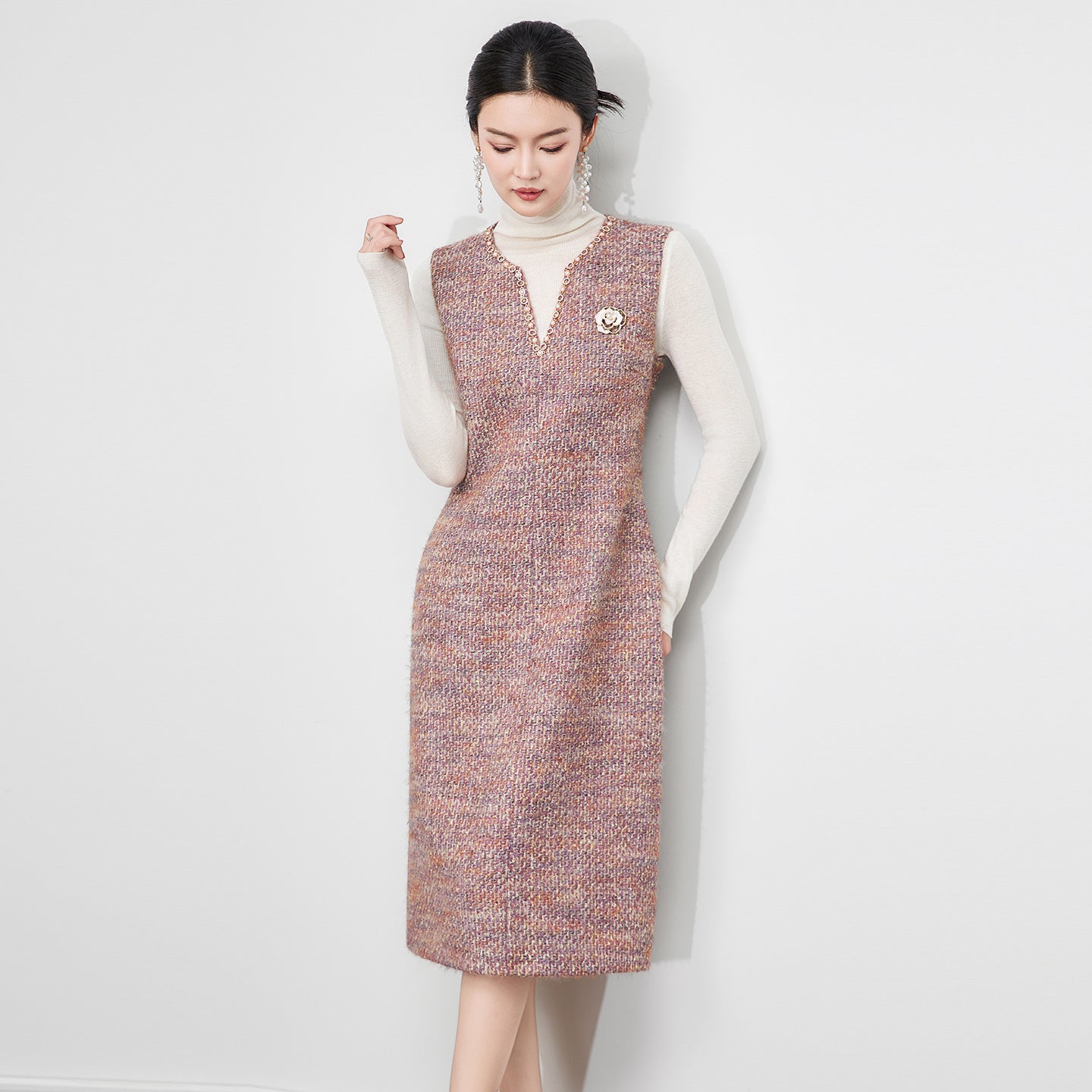 Elegant Thickened Wool Blend French Style Sleeveless Vest Dress V-Neck A- Line Midi Dress Pearl Embellished Commute Dress