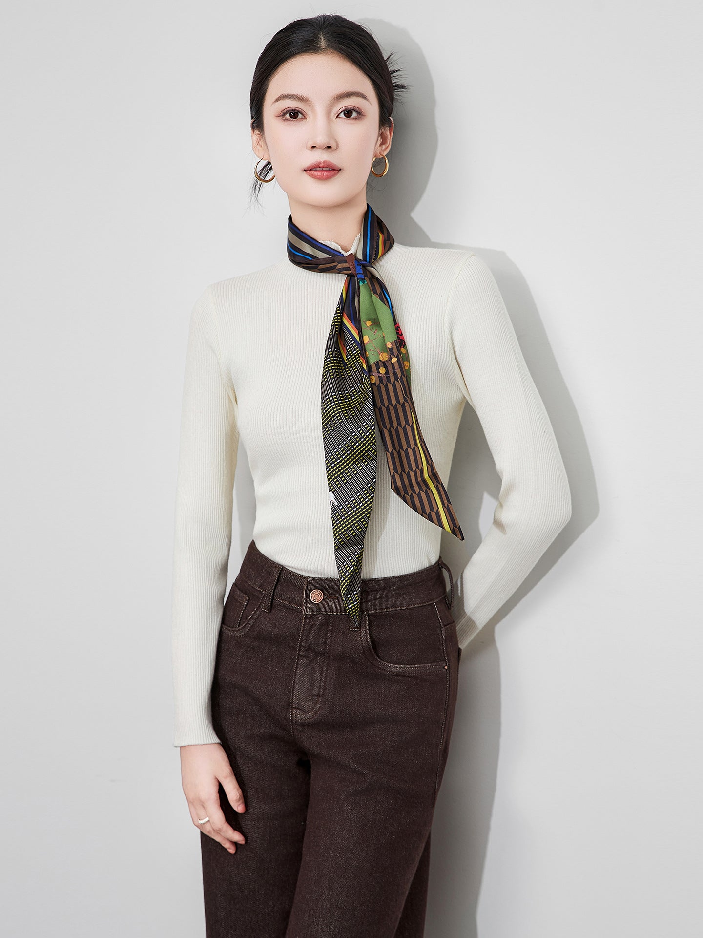 Elegant French Style Wool Knit Sweater High Collar Long Sleeve Women's Neck Hanging Design Slim Fit Base Shirt Quality Commute