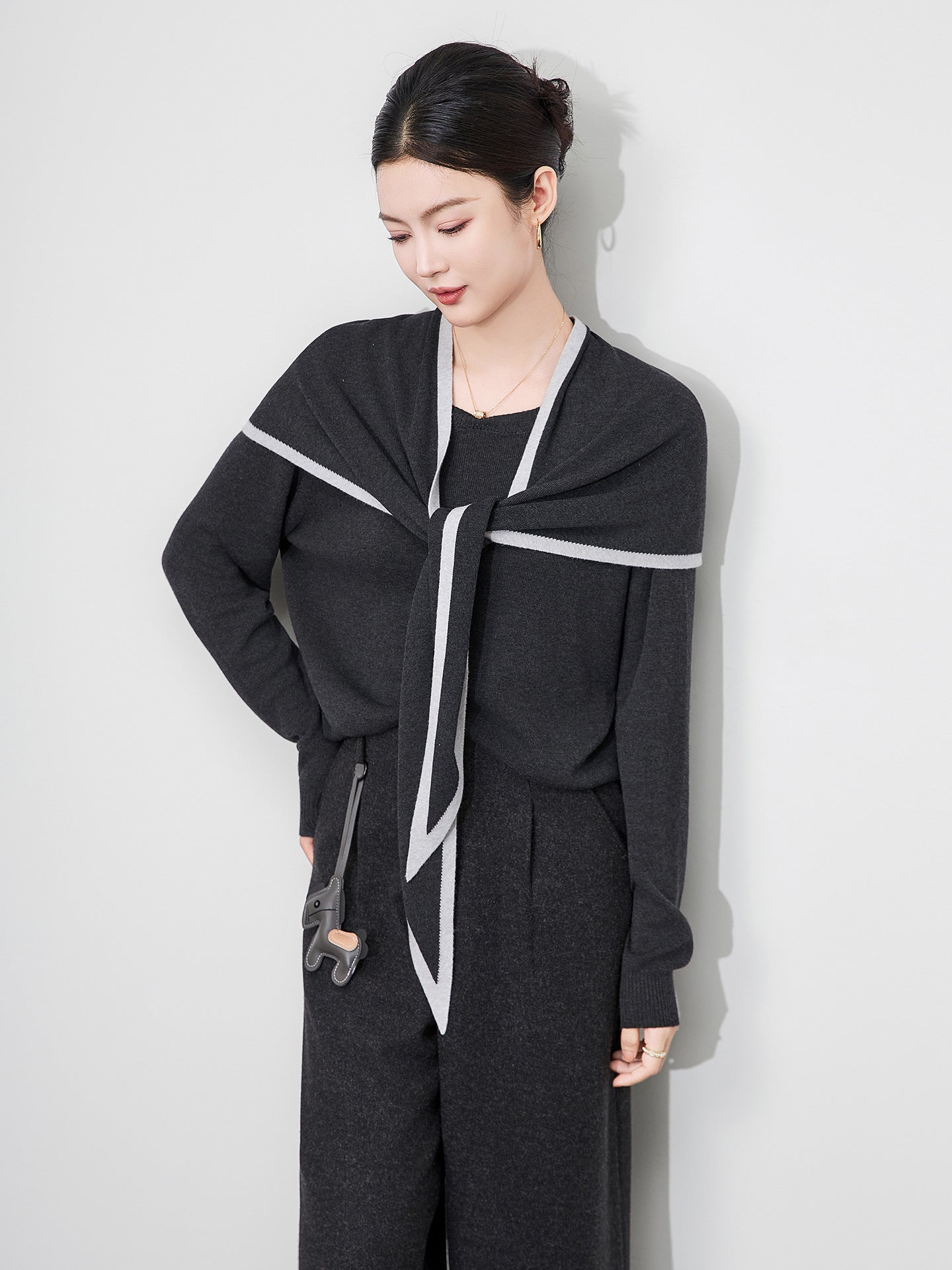 Korean Style Long Sleeve Navy Collar Shawl Women's Knitted Sweater Fashionable Anti-Aging Design Short Length Comfortable Fit