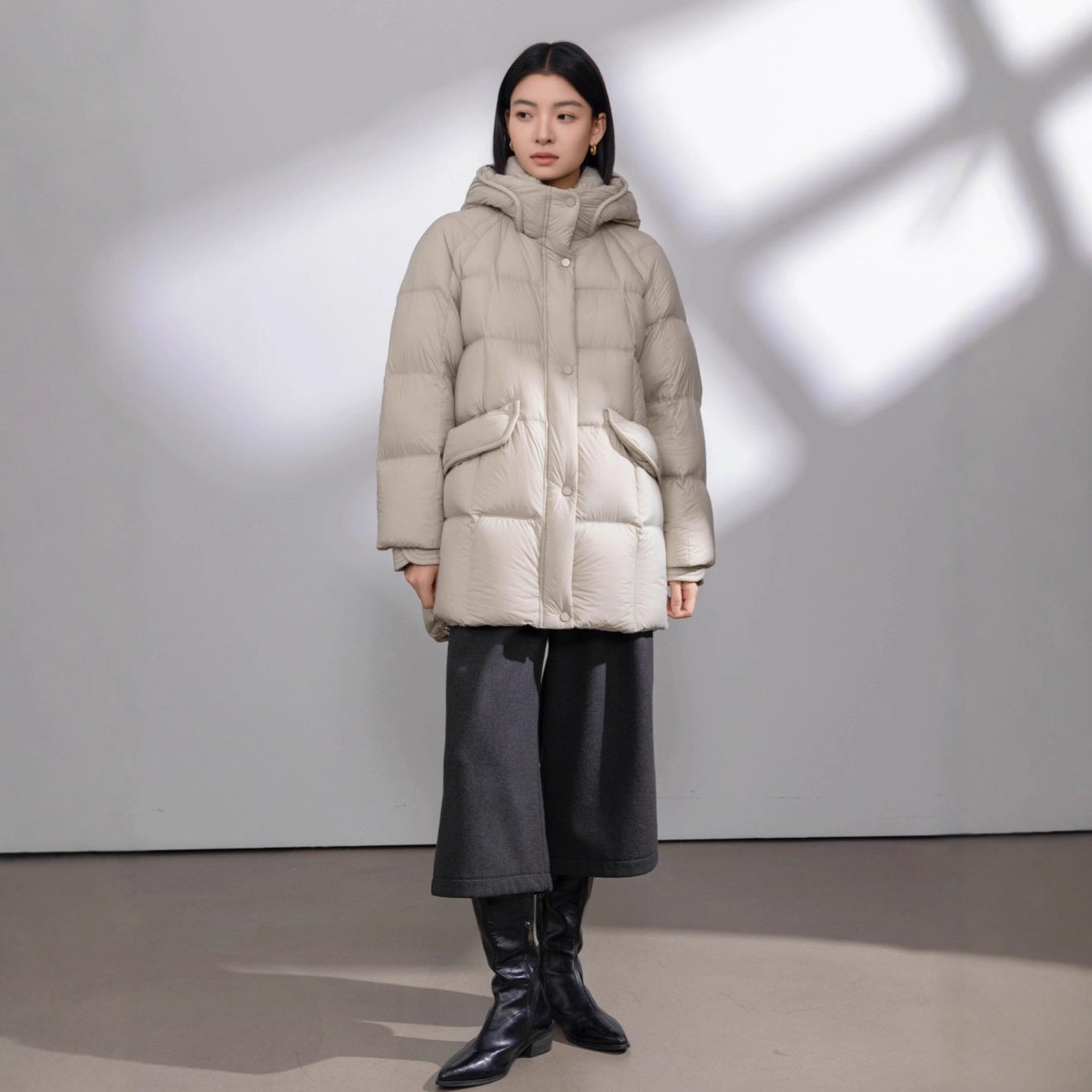 Women's Mid-Length down Jacket Duck Feather Thickened Winter Coat Stylish Commute Style Zipper Closure Long Sleeve Outerwear