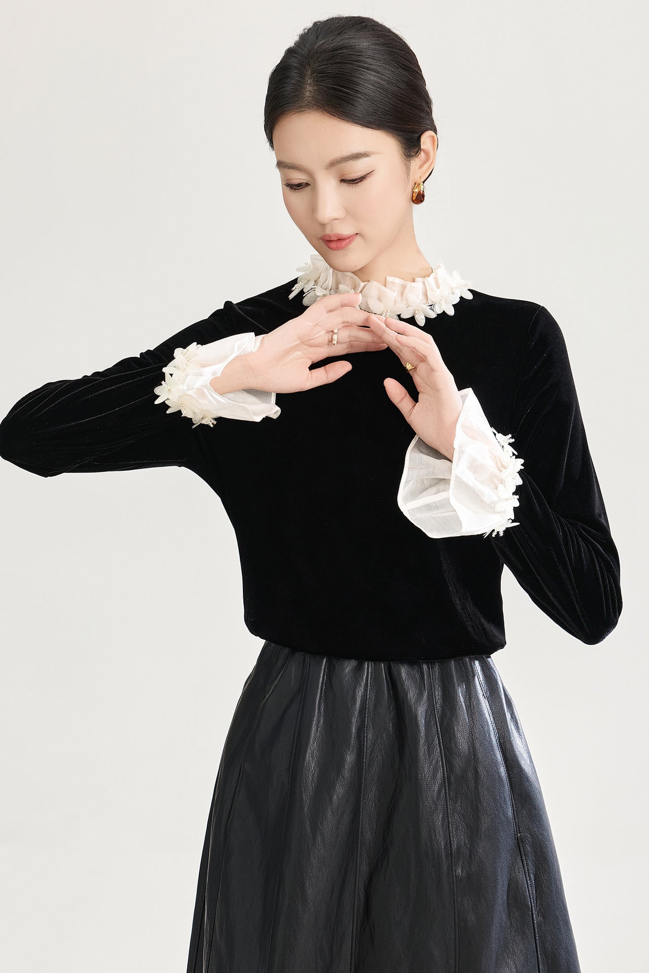 Spring New French Style Elegant Fashion Lace Bottom Shirt 3D Petal Stand Collar Long Sleeve Versatile Shirts Tops for Women