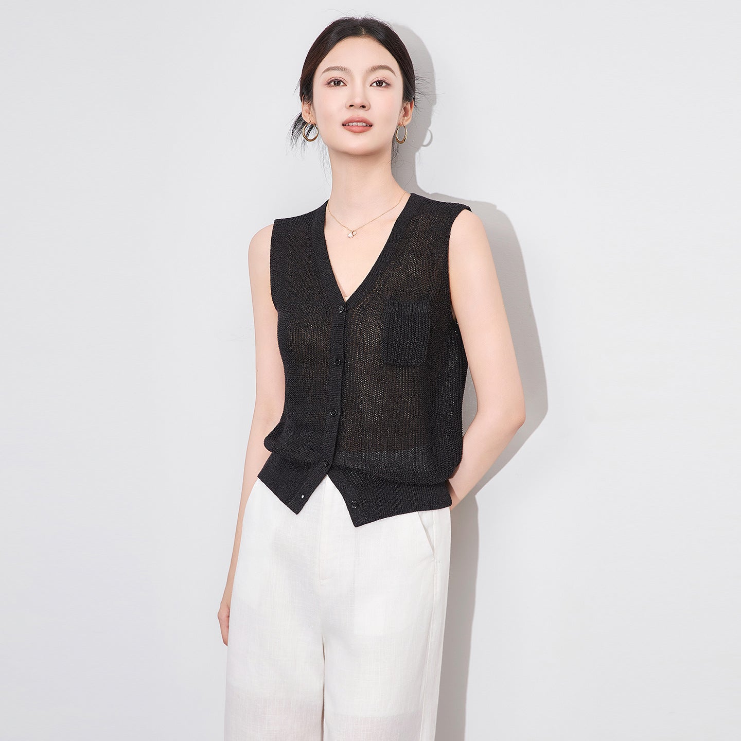 High Quality Dense Weave Paper Silk Vest Single Pocket Knitted Sleeveless V Neck Summer Women's Fashion Thin Hollow Out Backless